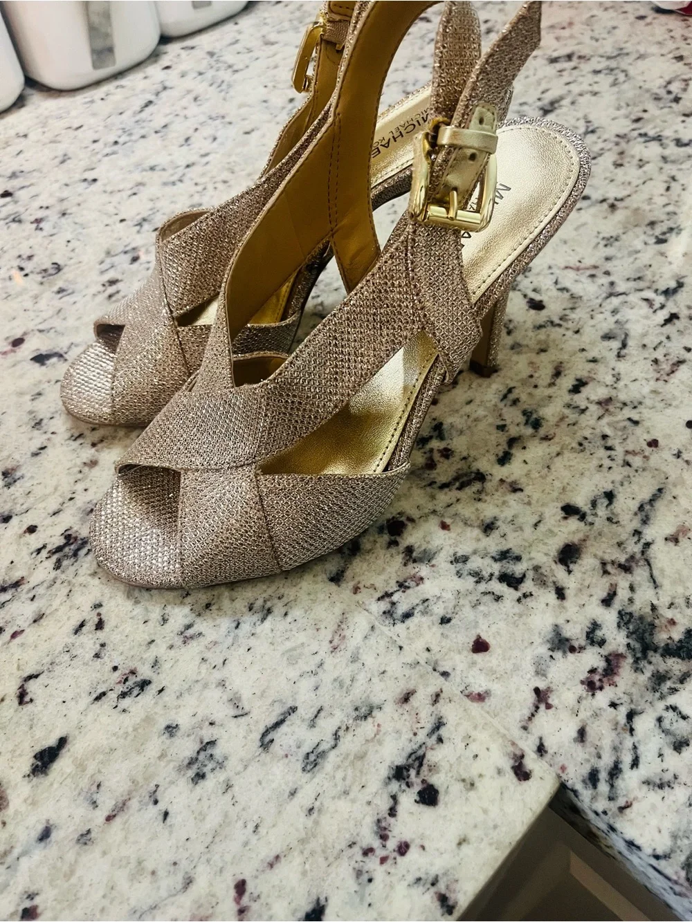 Michael Kors, Betty gold glitter sling back sandal- Size 6